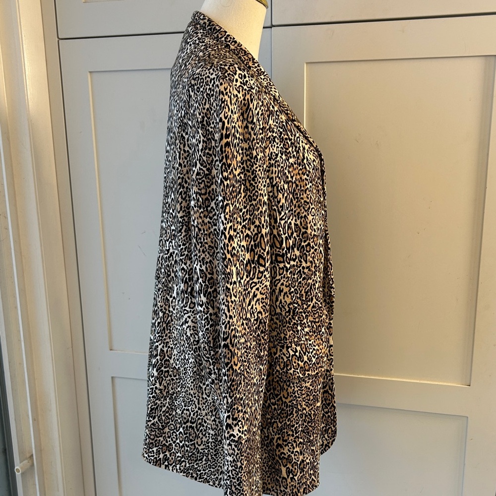 Chico's Women’s Animal Print Knit Blazer - Size 14/16 Preowned - Picture 4 of 8